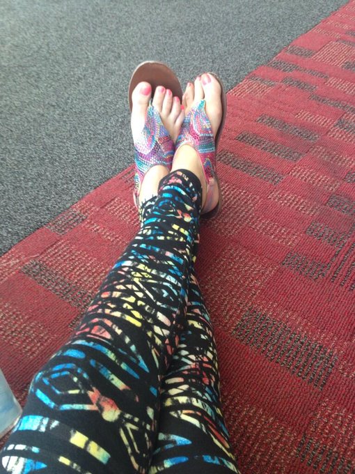Love my pants http://t.co/nzmDrB4dmo<a href="/tag/nonutnovember"class="tags"><span>#nonutnovember</span></a>