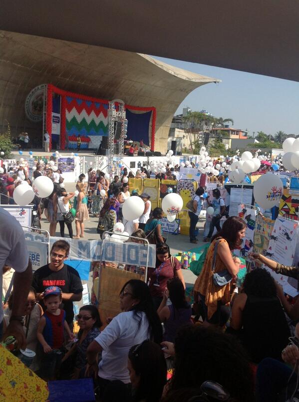 GED9CRE's tweet photo. 9ª CRE na II Semana de EI.
#parquemadureira 
@ClaudiaCostin @CoordenadorCRE @sijsouza @rspramos http://t.co/3y7eOQYJrO