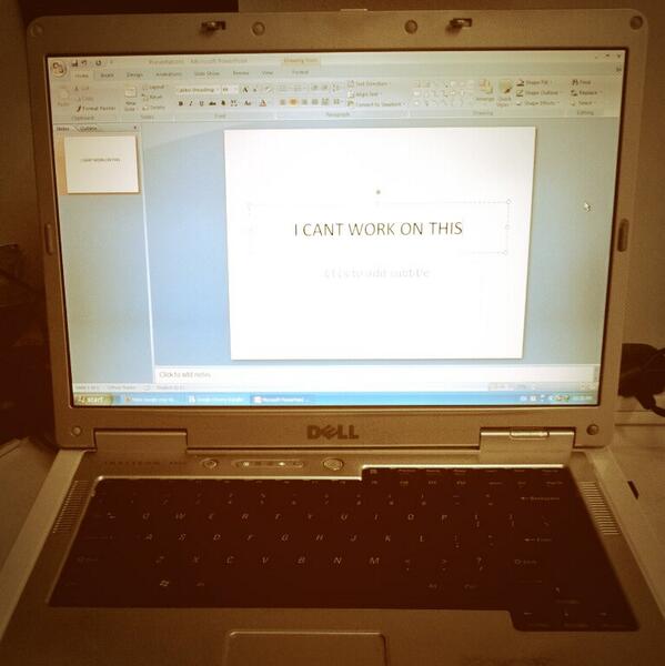 sianghang's tweet photo. The moment when your laptop dies on you on a Sunday night &amp; you have nothing else to work on. #firstworldproblems http://t.co/USmW2JtASy