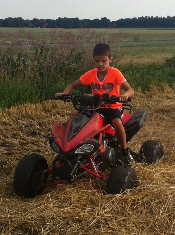 jaymzter's tweet photo. Familiedag is cool ! http://t.co/uGIoOG9296