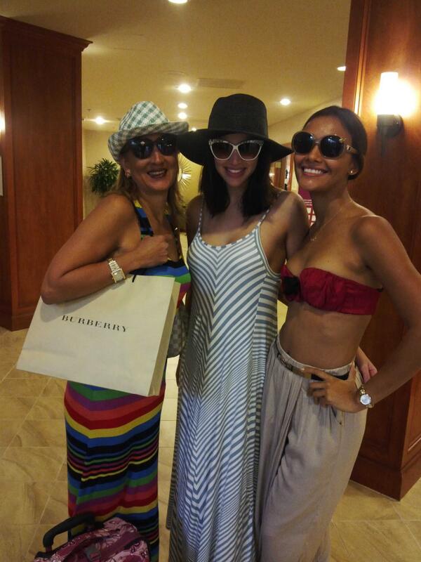 gdeob's tweet photo. Y seguimos disfrutando @SheldrySaez @karinapinilla saludos http://t.co/3SL7ieu2Pf