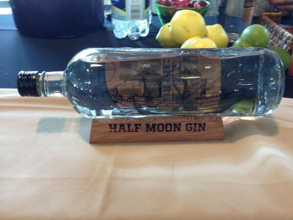 Ginspot's tweet photo. @Tuthilltown What a cool bottle and the backyard Collins was delicious. http://t.co/iUOsy0xRrG