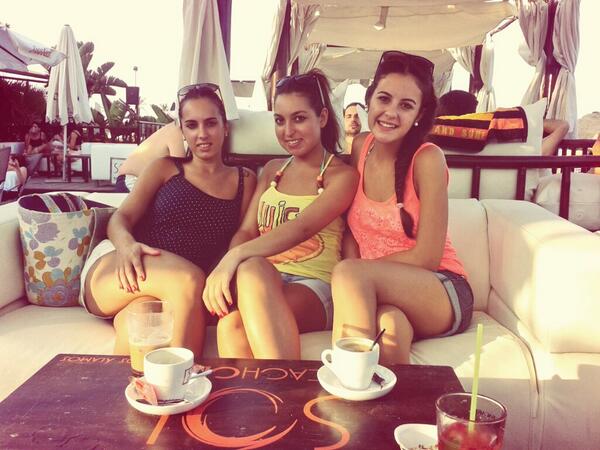 isaSBenitez's tweet photo. Cafe del sol @DoloresRabaneda @Vanesspino http://t.co/rEy4NZyySI
