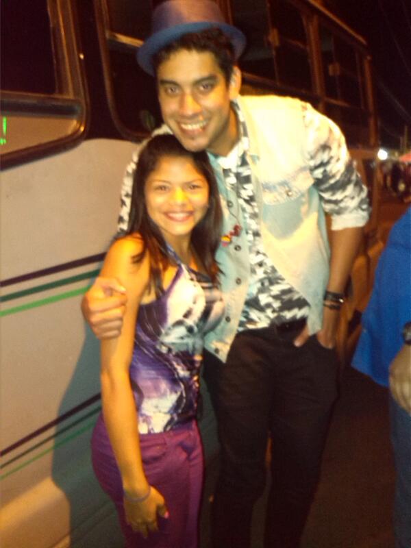 MariajoGonzlz's tweet photo. Con el negrito maas bello*-* @NegritoCAIBO ,que especular estuvieron<3<3 loss quiero<3 http://t.co/fh5XBEhSRe