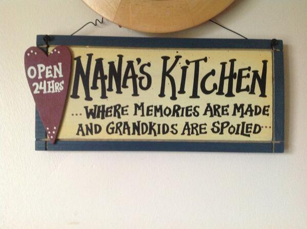 oliviaalexac's tweet image. One of my favourite places. Nanas house. You know you live at your nanas when you have your own key :) #foodraid