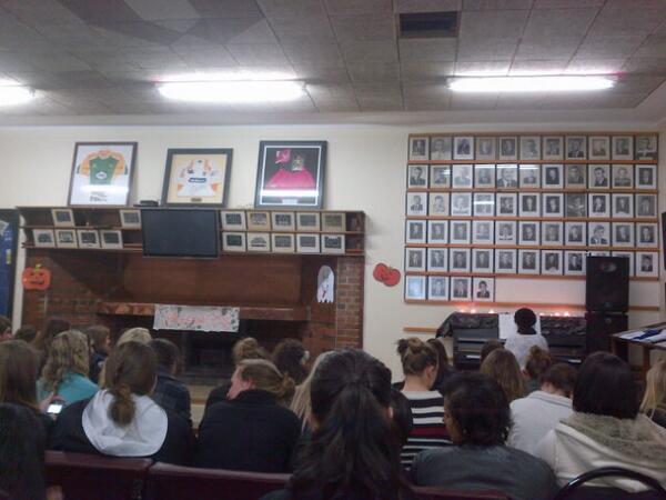 Kultuur aand saam met <a href="/_HuisTenBosch_/">Huis Ten Bosch</a> loop oop! #halloween #orosfizzers