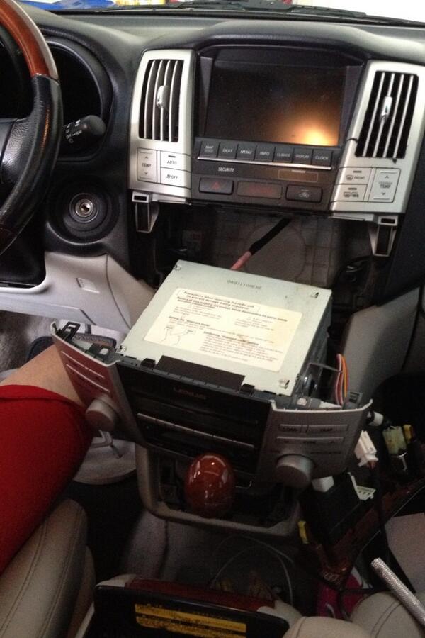 JVoLegas's tweet image. #funwithelectronics