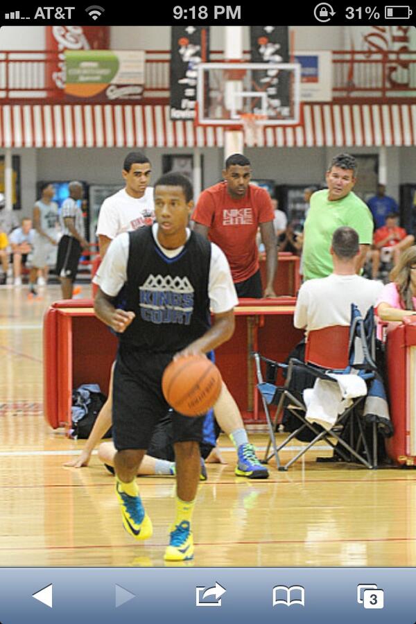 chewstickchewy's tweet photo. Them kds though🏀☺💯 http://t.co/Y3QD27qk5r