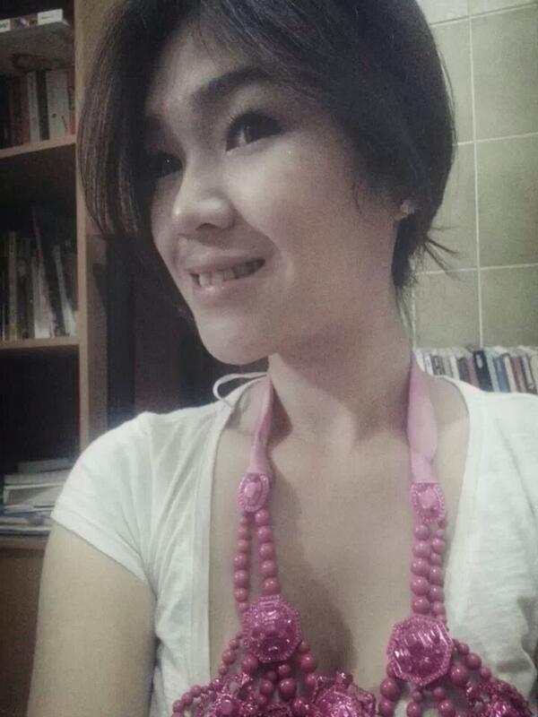 maximimizebdg's tweet photo. Happy Monday too cc!! ☺ “@MimiMCI3: Holaa there, happy monday! http://t.co/H075q9QL4n”
