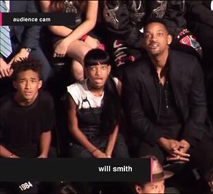 JACkkiiEEE_'s tweet photo. "@DavidShares: The Smith's family reaction to Miley Cirus' performance is PRICELESS!! #VMAs2013 #VMAs http://t.co/CBph47QX7n" hahaha 
