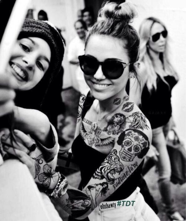 TheDailyTattoos's tweet photo. If only Miley Cyrus looked like this 😍❤ http://t.co/bGYyCxRvEE