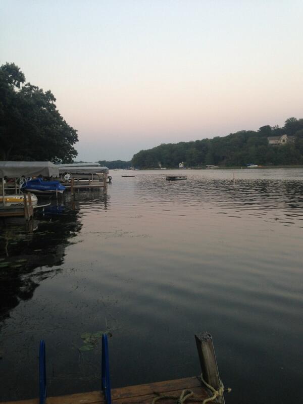 itstonypizza's tweet photo. Great day on the lake with @Strokemann, @wiscy21, and the Millers and company. http://t.co/BGp2sbSBVD