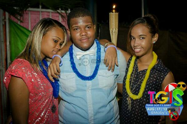 jayTeamEnigma's tweet photo. @lenny_enigma n me woman dem -_- http://t.co/eGEmZQ0Rtb