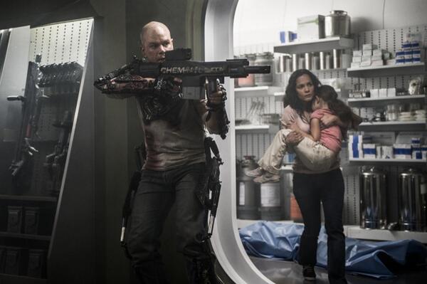Top 3 films van afgelopen weekend bij <a href="/wolffnl/">Wolff Bioscopen</a>: 1. <a href="/elysium/">kekween</a>, 2. De Smurfen 2 3D, 3. Mortal Instruments: City of Bones