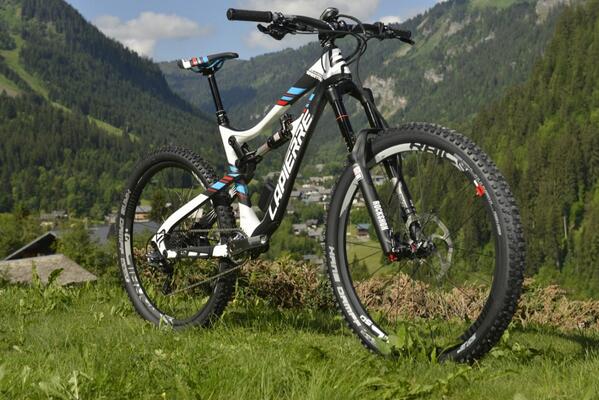 Le nouveau modèle #Lapierre #Spicy Team 2014 est vraiment réussi. Vivement de le tester...