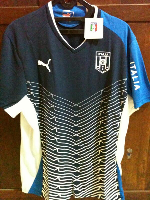 ben_bun_bon's tweet photo. Jersey via @arjersey_ udh tiba.. Nice.. Lanjutkan.... 👍 http://t.co/b6HCVCo0xq