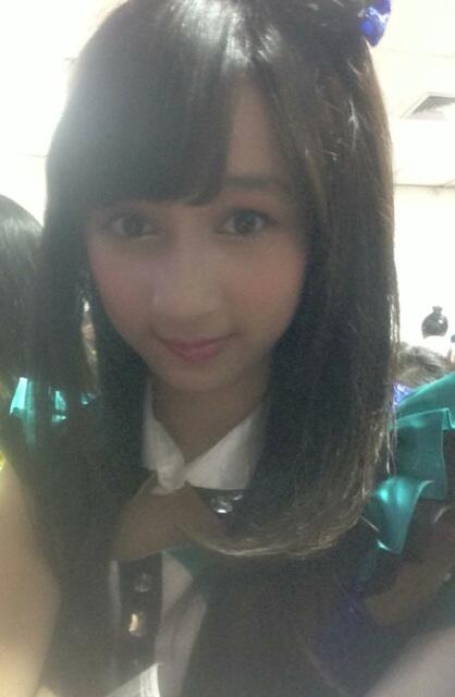 Selesai latihan sekarnag pulang hehehe 
Hari ini dari subuh sampe malem pake rok sekolah terus hahaha