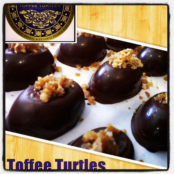 CBDTraders's tweet image. RT @toffeeturtles: @PlanetZorch @BhangChocolate Lab Tested, consistent medication &amp;amp; quality ingredients make a diff!