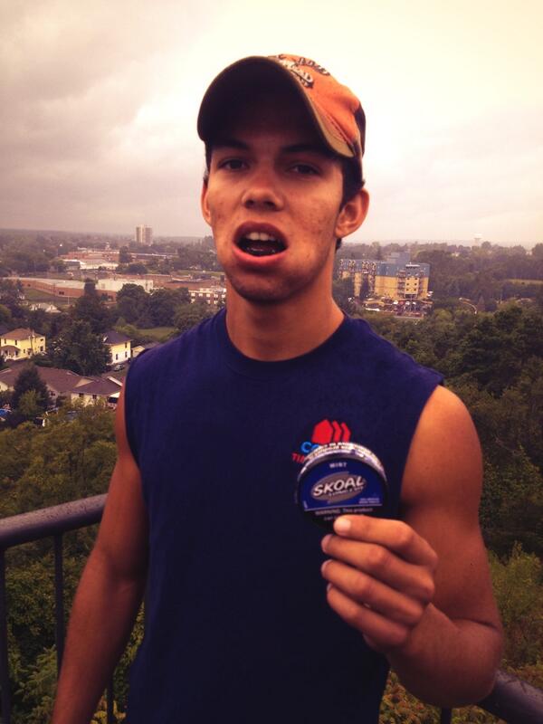 karl_glover's tweet image. @NoahVoskamp #fulltin