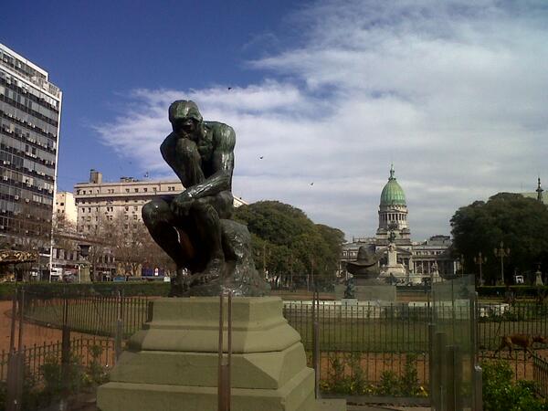 banner0910's tweet photo. plaza congreso va muy bien http://t.co/IgPcrE4Pjb