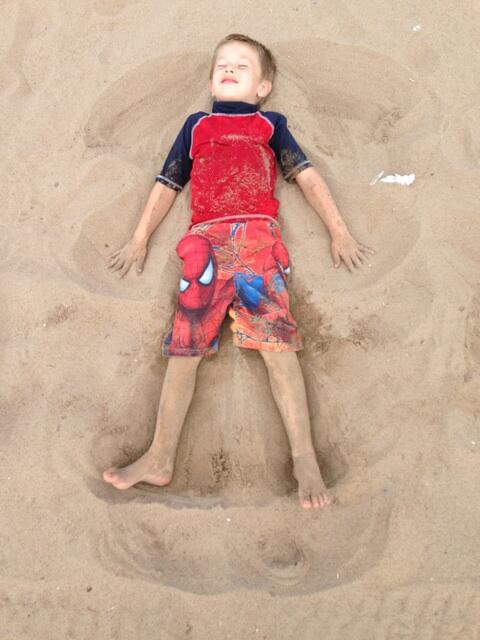 amyfreeze's tweet image. Soakin up the sun in Brooklyn and I saw a sand devil #summerDONTgo