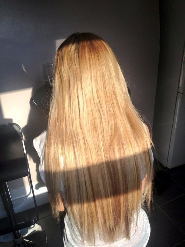 BB_extensions's tweet photo. Finished the gorge @miss_mackers hair transformed into rapunzel again 👸 http://t.co/174ug2UPyW