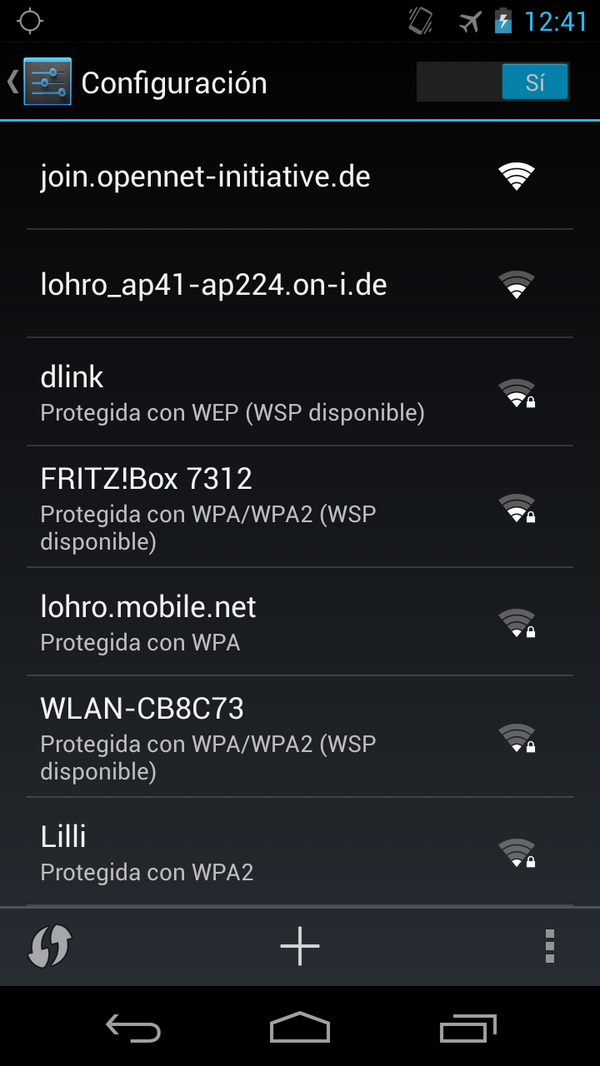 hollman's tweet image. Free wireless thanks to #opennet