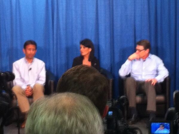 MauldinPatch's tweet image. Gov.s Haley, Jindall, and Perry give press avail ahead of Haley reelection announcement in Greenville.