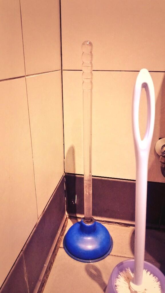 wh1227's tweet photo. 這還有其他用途嗎？ http://t.co/lrBn9I72X9