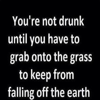 wanderingroots_'s tweet image. Umm..HELL YEAH! #drunksaturdays @JayimsLoftus