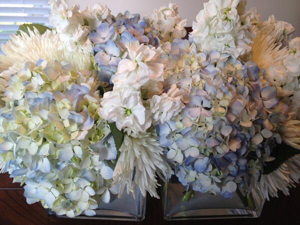 ClearProDJ's tweet photo. The lovely arrangements on our tables @ #bridalblissclassic were courtesy of our friend Brooke over @Fields in Bloom http://t.co/6obzptHv7Y
