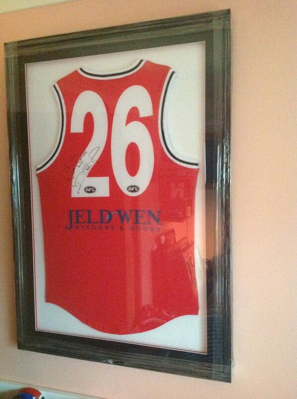 nicvon10's tweet photo. After a couple of better performances it's back up on the wall @NickDalSanto #whereitbelongs #saintsfooty http://t.co/UP1hb1U1k7