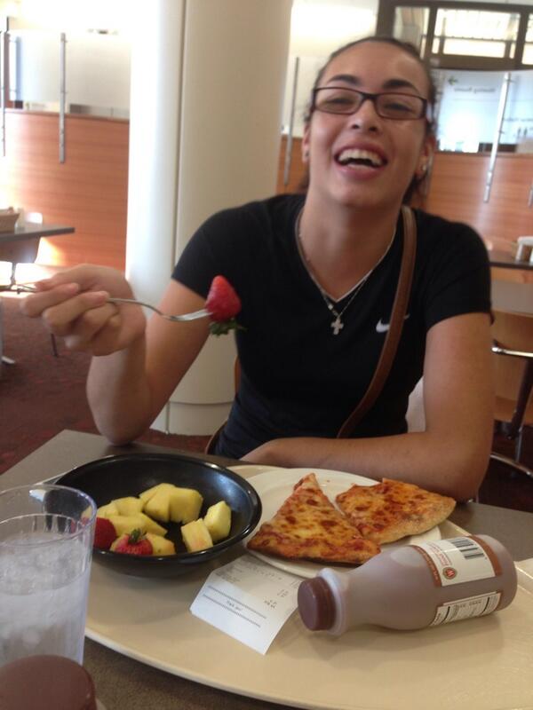 MellissaChan's tweet image. "I should've gotten more of this pineapple!" As she grabbed all that was left. #firstdinner