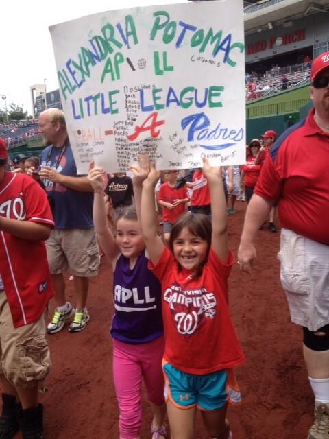 AlexPotomLL's tweet image. #APLL represented at Nats stadium!