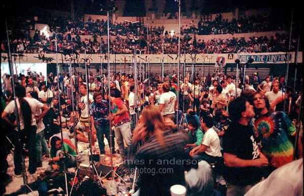 So glad now they allowed and encouraged recording of their shows.

RT<a href="/fat_man_rocks/">Jerry!</a> Taper setup

#GratefulDead

 ”