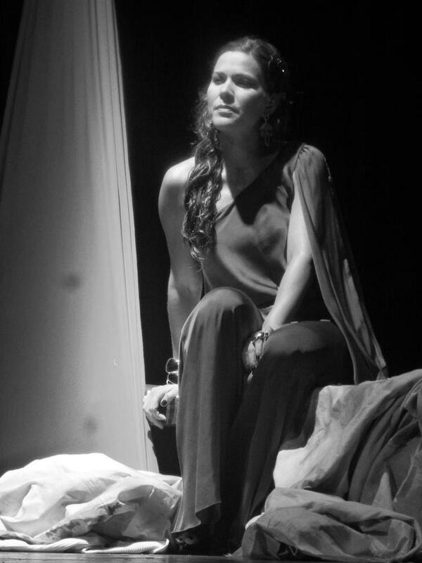 En Escena: Claudia Daniela Blanco. Obra: PHAEDRA ´S LOVE. Autora: Sarah Kane. Dirección Juan Martín Rivas.