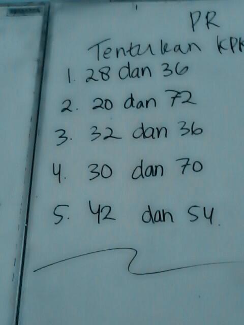 Syifa1223's tweet photo. @Tarisaazyati http://t.co/cMkHxkIccw