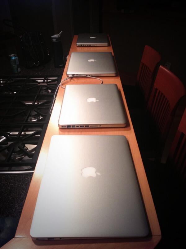 E_spring18's tweet image. My family has a problem... #macbookpower