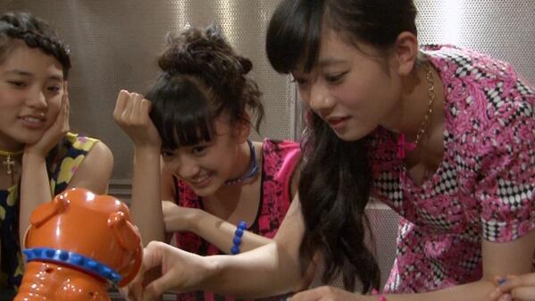 フェアリーズ On Twitter 今回の 3分フェアリーズ はスピンオフ番組 ３ ３ さんさん フェアリーズ です 番犬ガオガオ で対決 携帯 Http T Co N9piit53n3 スマホ Http T Co 4nxguis3dd Http T Co 7ptjdotwxy Twitter