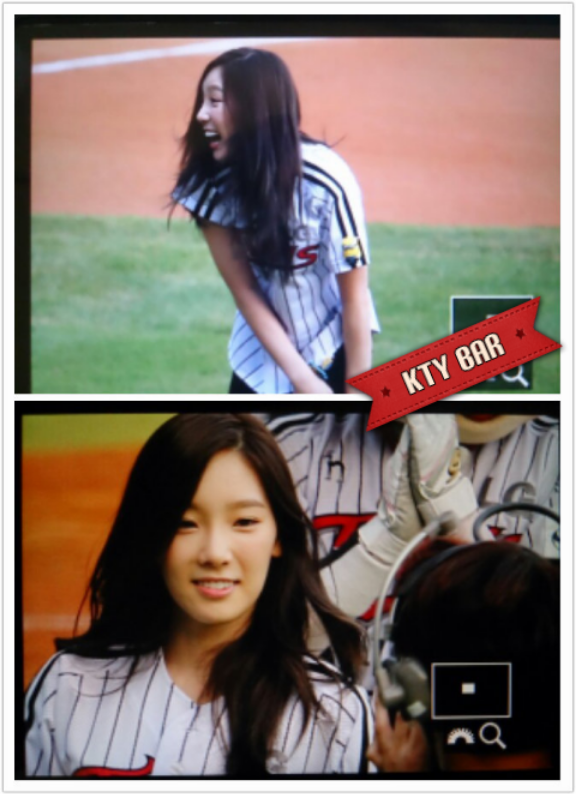 [PIC][27-08-2013]TaeYeon và SeoHyun ném bóng mở màn cho trận đấu bóng chày tại SVĐ Jamsil vào chiều nay BSqtwuGCEAAd_s2