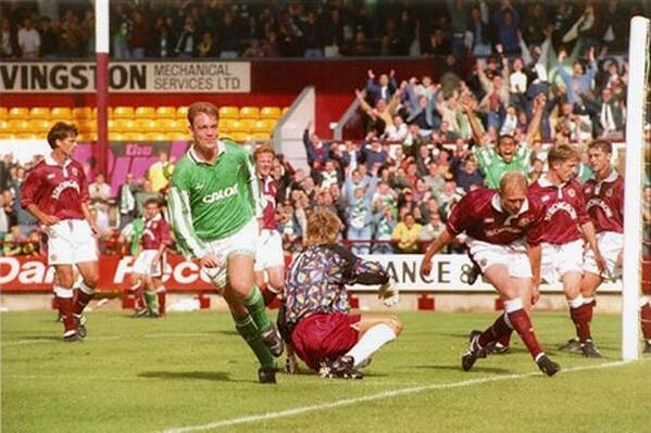 OnThisDay1994, A goal from GordonHunter saw Hibs win 0-1 to end a run of 22 games without a win against Hearts #GGTTH