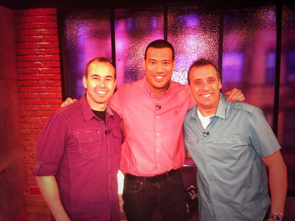 Great time spending the morning with @MichaelYo at #Yahoo. Me and <a href="/jamessmurray/">Murr</a> had a blast #pastelcrew