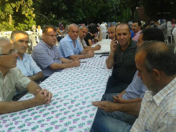 Remzi Çakmak'ın   Mevlüd' ündeyiz.