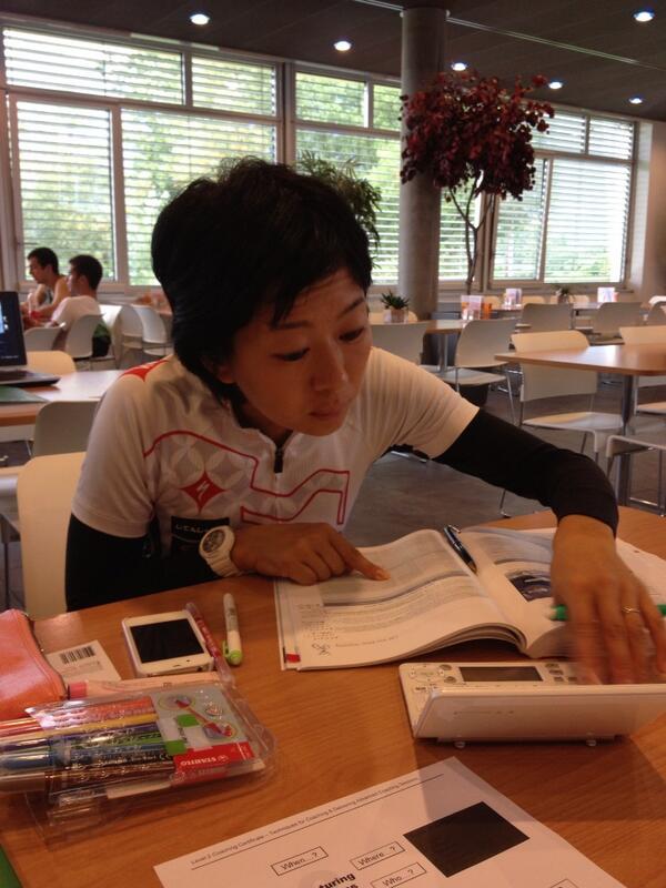 <a href="/RieKatayama/">小田島（片山）梨絵</a> said "thank goodness for #googletranslator " jeepers, as if the course content aint enough!