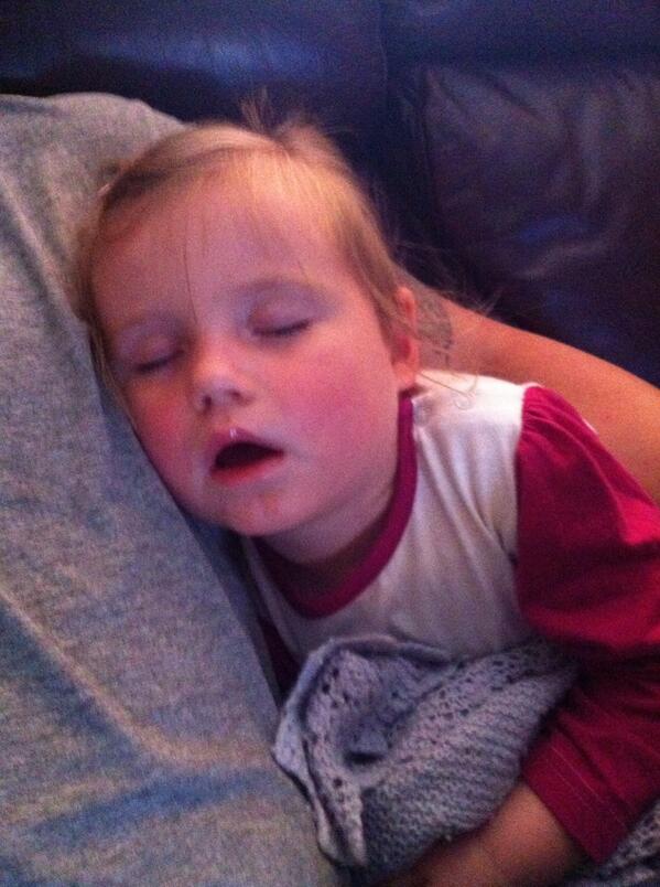 vikkifulton1981's tweet photo. 1st day at nursery? Done! X http://t.co/MzIaPYKZXy