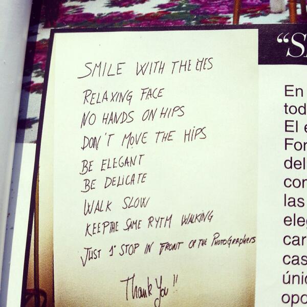 Ángela tweet media
