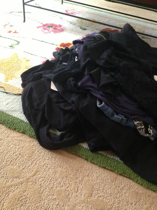 sarahhaege's tweet image. #whatiscolor 💀✨