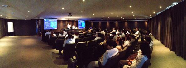 HzmarcosMarcos's tweet photo. Ateneo ínter hospitalario de neumonologia http://t.co/AoiyUumVxs