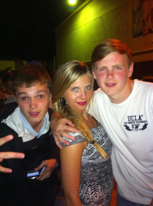 dan_west23's tweet photo. @ScarletBrinklow http://t.co/aYLppTvBvY