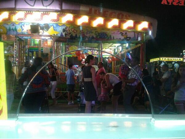dragoncitoferia's tweet photo. Primer dia de la feria de linares hoy cabalgata http://t.co/Efs1WVZFCy